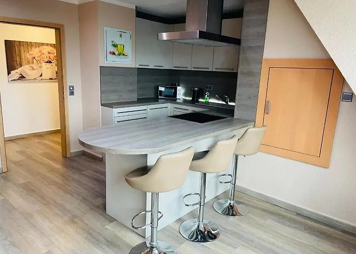 Easystay#3 Comfort Suite Ferienwohnung In Kliniknaehe Mit Boxspringbett & Netflix